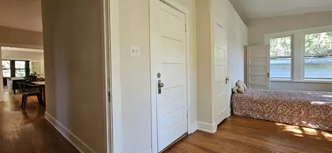 Entry Way - 6225 Forest Ave, Gary, IN 46403 photo 7 of 12