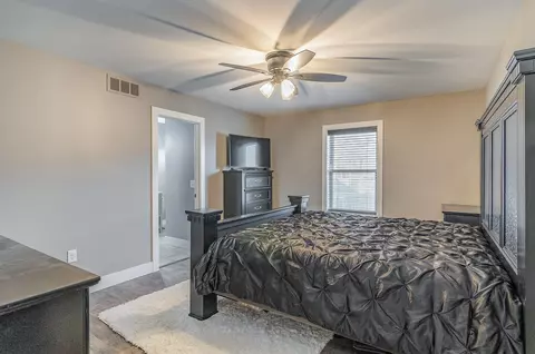 608 E Ross Ave, Kouts, IN 46347 photo 10