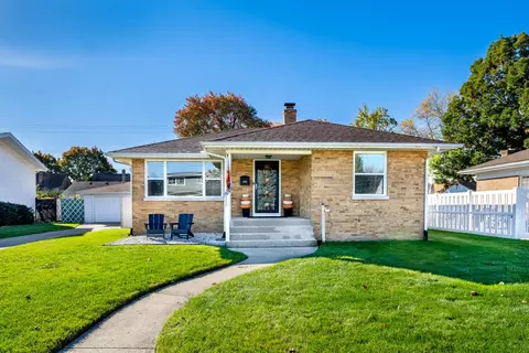 2932 Garfield Ave, Highland, IN 46322