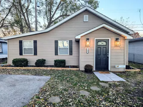 7115 S Mccook Ave, Hammond, IN 46323