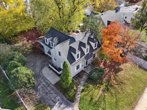8737 Prairie Ave, Highland, IN 46322