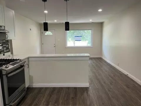 Living - 796 Burr St, Gary, IN 46406 photo 1 of 3