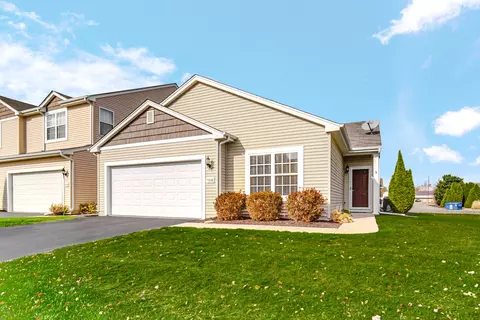 5308 Platinum Dr, Lowell, IN 46356 photo 2