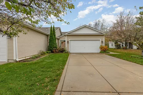 11429 Valley Dr, Saint John, IN 46373