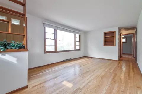 Living - 403 Fairview Ave, Crown Point, IN 46307 photo 3 of 7