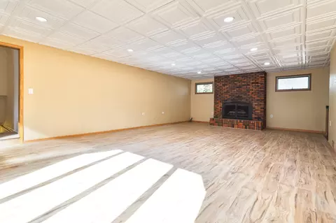 Living - 403 Fairview Ave, Crown Point, IN 46307 photo 5 of 7