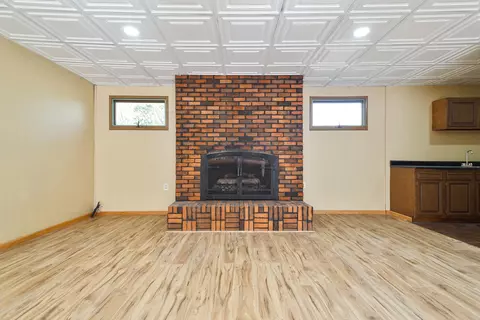 Living - 403 Fairview Ave, Crown Point, IN 46307 photo 7 of 7