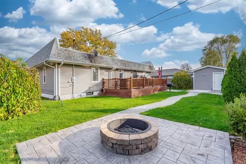 7430 Arizona Ave, Hammond, IN 46323 photo 2