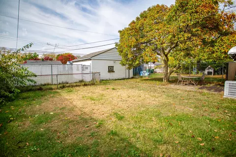 7532 Beech Ave, Hammond, IN 46324 photo 2