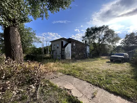 270 Polk St, Gary, IN 46402 photo 16