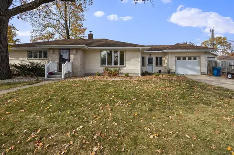 8546 Cottage Grove Ave, Highland, IN 46322