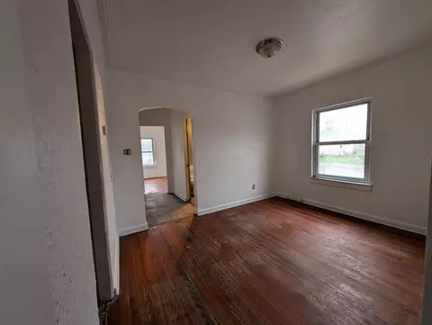 373 Taft Pl, Gary, IN 46404 photo 3