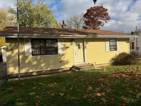 1240 E North St, Crown Point, IN 46307 photo 2