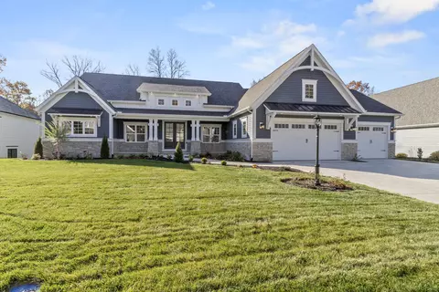 160 N Winterberry Dr, Valparaiso, IN 46385