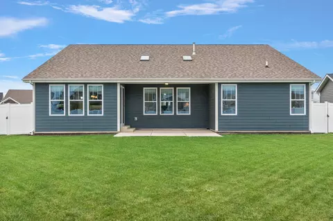 Exterior - 10435 Brookhaven Dr, Saint John, IN 46373 photo 11 of 12