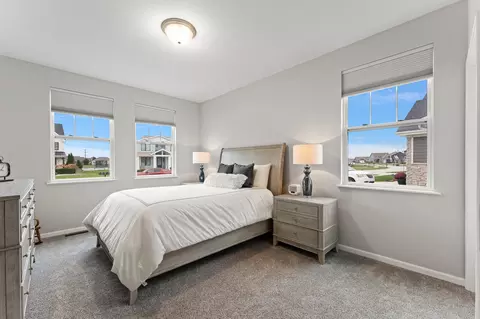 Bedroom - 10435 Brookhaven Dr, Saint John, IN 46373 photo 1 of 2