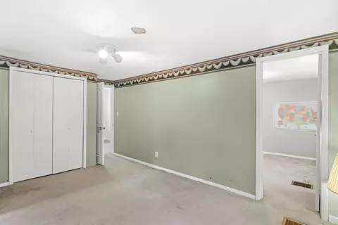 402 N Jay St, Griffith, IN 46319 photo 14