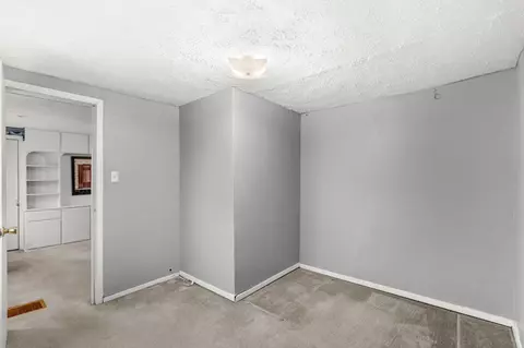 402 N Jay St, Griffith, IN 46319 photo 16