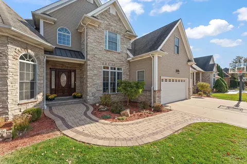 85 Scotscraig Dr, Valparaiso, IN 46385