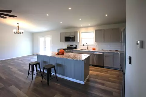 Kitchen - 9004 Estates Dr, De Motte, IN 46310 photo 1 of 4