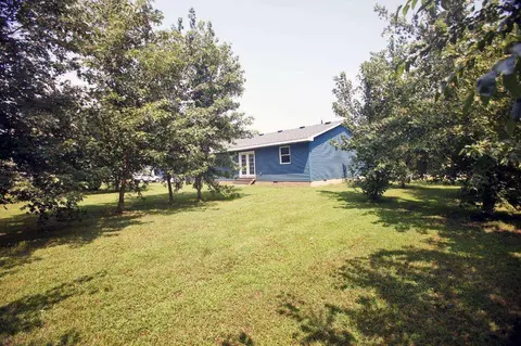 Exterior - 9004 Estates Dr, De Motte, IN 46310 photo 2 of 3
