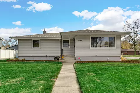 9247 Highland Pl, Highland, IN 46322