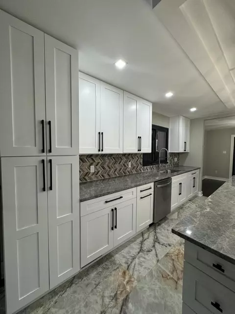 Kitchen - 3300 20th Pl, Gary, IN 46404 photo 3 of 11