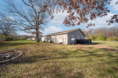 1049-1055 E 900, Wheatfield, IN 46392 photo 2