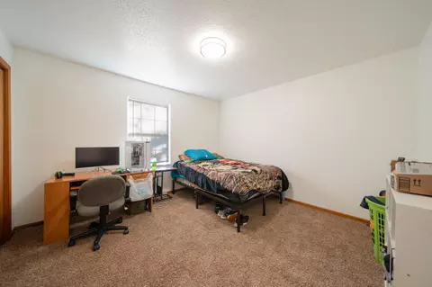 1049-1055 E 900, Wheatfield, IN 46392 photo 16