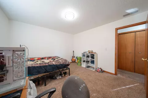 1049-1055 E 900, Wheatfield, IN 46392 photo 17