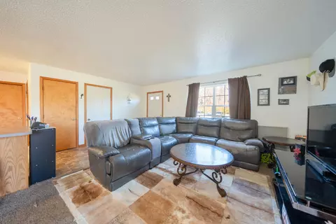 1049-1055 E 900, Wheatfield, IN 46392 photo 14