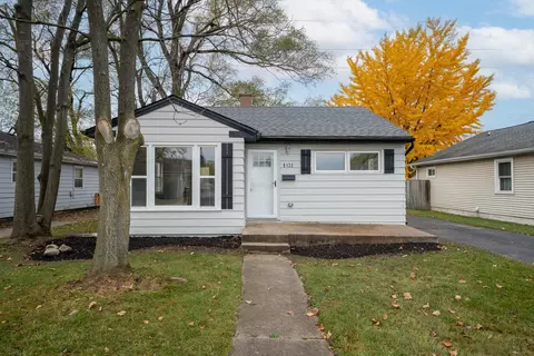 8132 Gordon Dr, Highland, IN 46322
