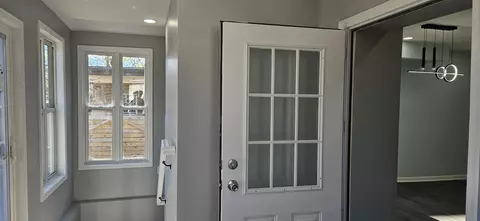 Entry Way - 411 Lincoln St, Gary, IN 46402 photo 7 of 16