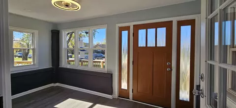 Entry Way - 411 Lincoln St, Gary, IN 46402 photo 1 of 16