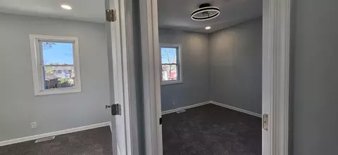 Entry Way - 411 Lincoln St, Gary, IN 46402 photo 5 of 16