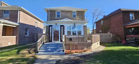 Exterior - 411 Lincoln St, Gary, IN 46402 photo 1 of 15