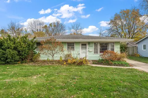 7727 New Hampshire Ave, Hammond, IN 46323