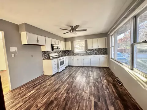2231 Garfield St, Gary, IN 46404 photo 3
