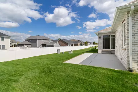 Exterior - 9448 W 106th Pl, Saint John, IN 46373 photo 2 of 3