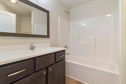 Bath - 9448 W 106th Pl, Saint John, IN 46373 photo 3 of 3