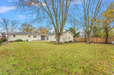 471 Apache Ln, Lowell, IN 46356 photo 34