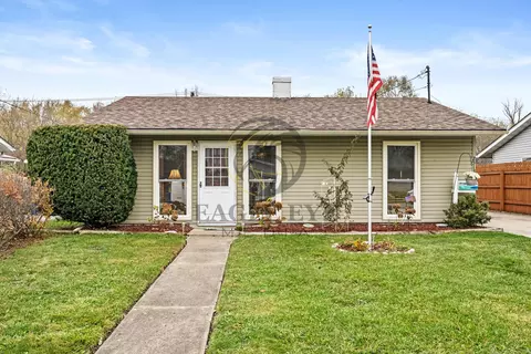 2513 River Dr, Highland, IN 46322
