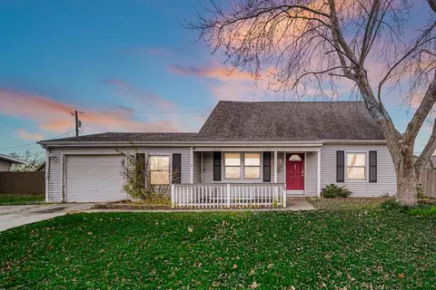 357 Salt Creek Pkwy, Valparaiso, IN 46385