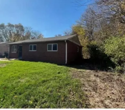 928 Hobart, Gary, IN 46406