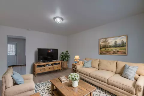 952 Stevenson St, Gary, IN 46406 photo 8
