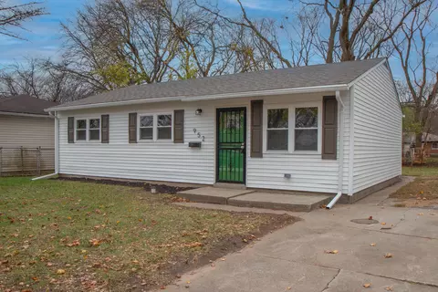 952 Stevenson St, Gary, IN 46406 photo 1