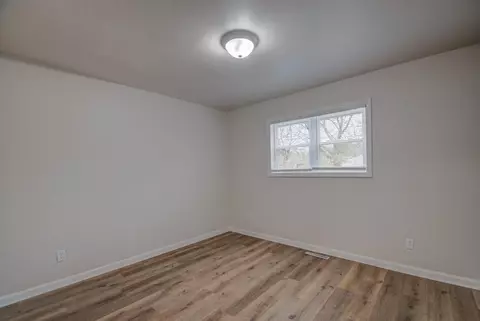 952 Stevenson St, Gary, IN 46406 photo 16