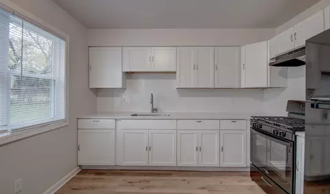 952 Stevenson St, Gary, IN 46406 photo 5