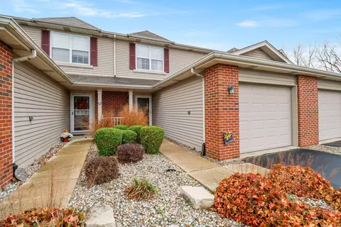 1736 Springtime Ct, Dyer, IN 46311 photo 1