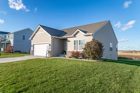 8208 W 171st Pl, Lowell, IN 46356 photo 2